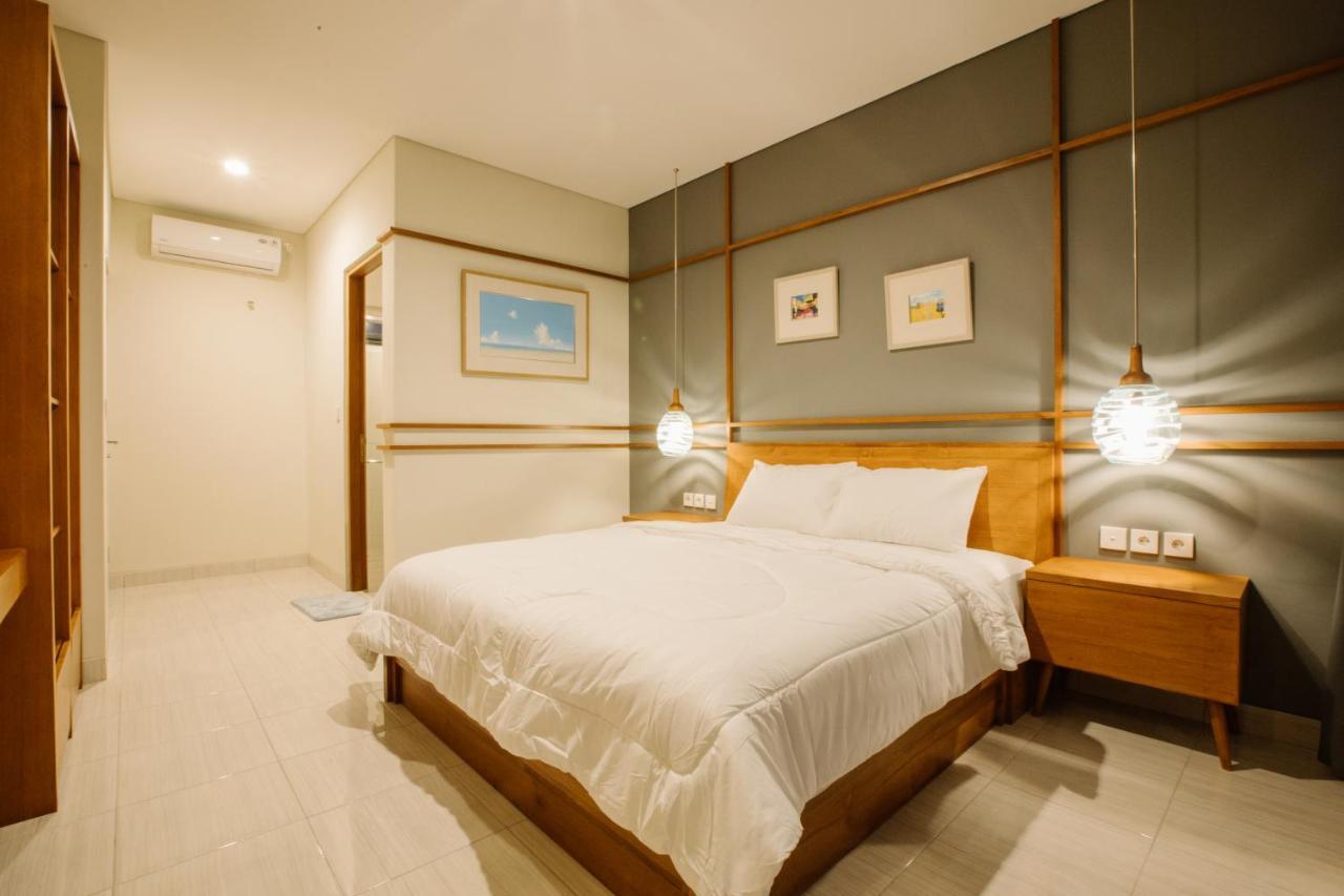 Vasudha Hostel Canggu Buitenkant foto
